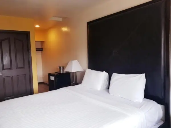 Casa Bella Inn Downtown LA 9